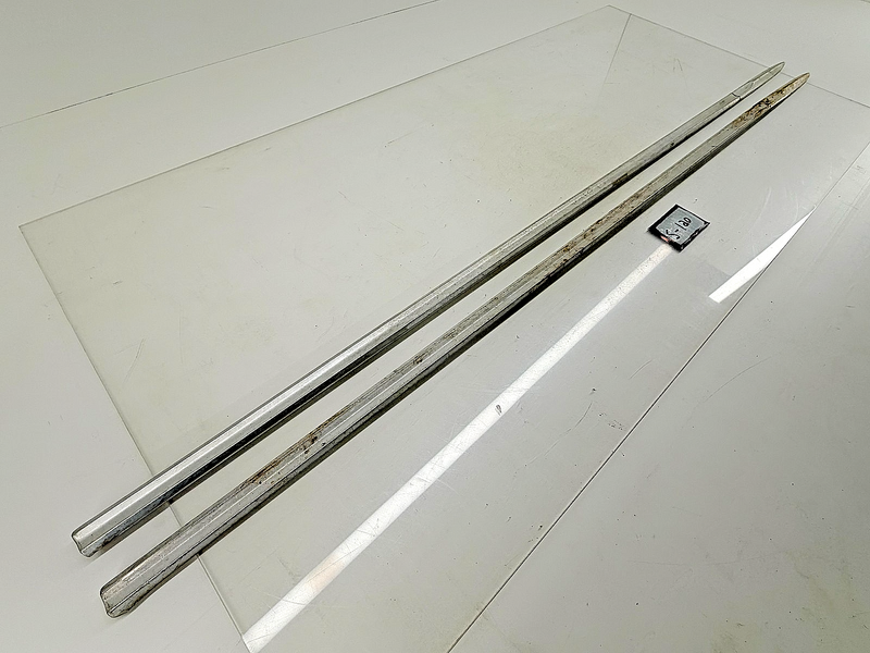 1965 Mercury Comet 202 404 PAIR Front Fender Body Trim Spear Moulding 65 S-120