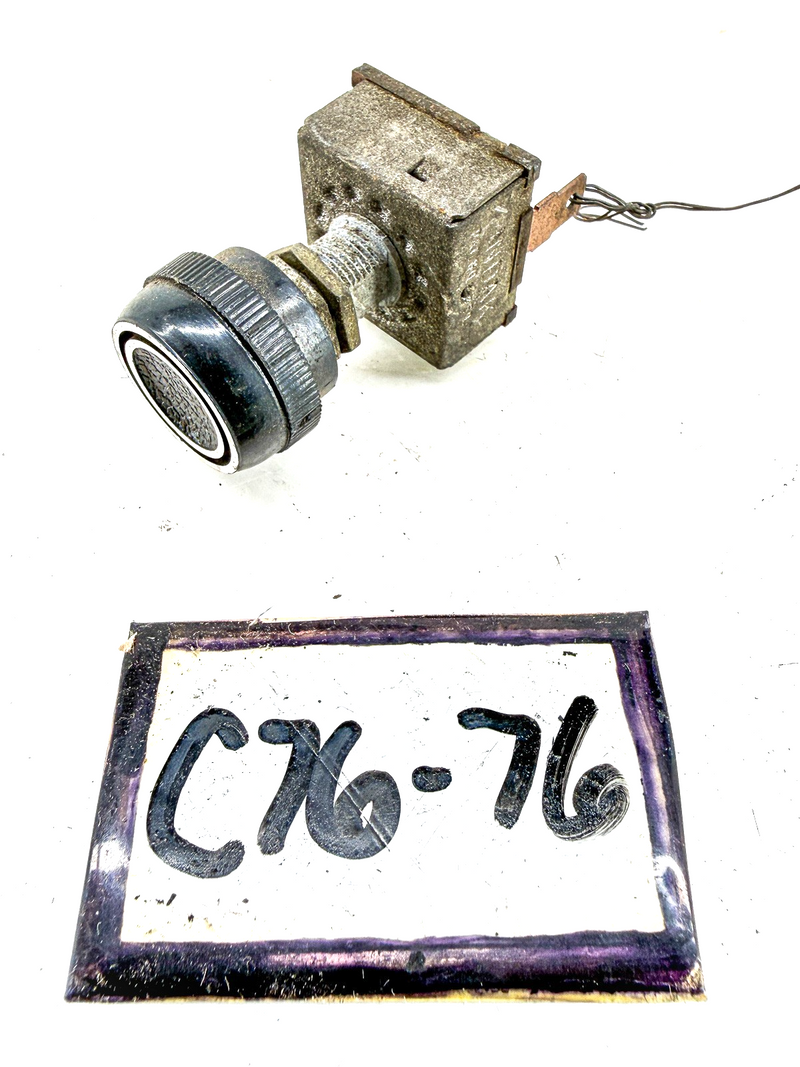 VINTAGE 1975 - 1979 FORD E350 ECONOLINE PUSH PULL DASH SWITCH C76-176