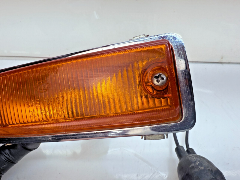 OEM HELLA Amber PAIR Front Parking Turn Signal Light SAE-DP67 BLPo-133 B78-3