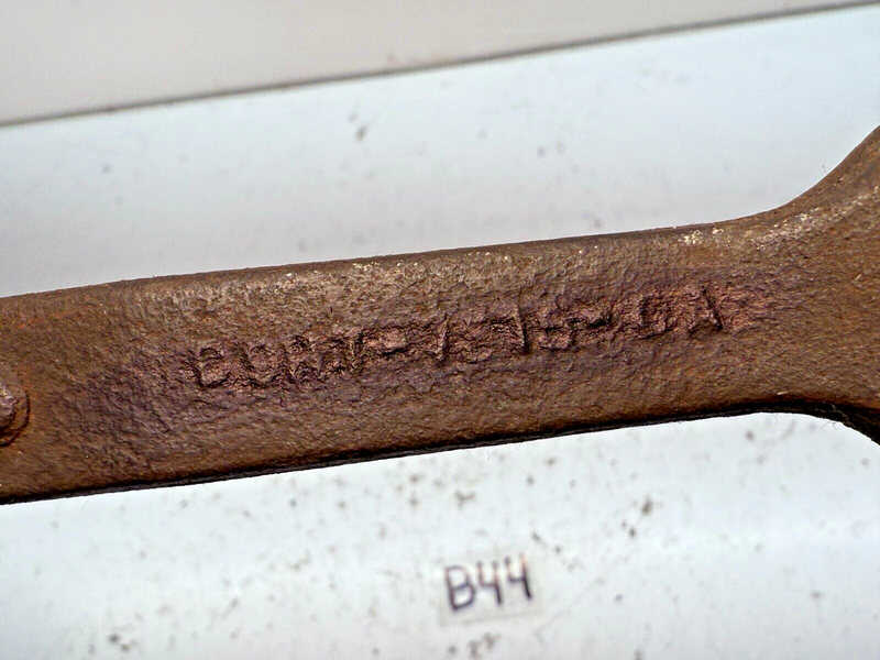 OEM GENUINE FORD CLUTCH FORK D9HT-7515-DA B44