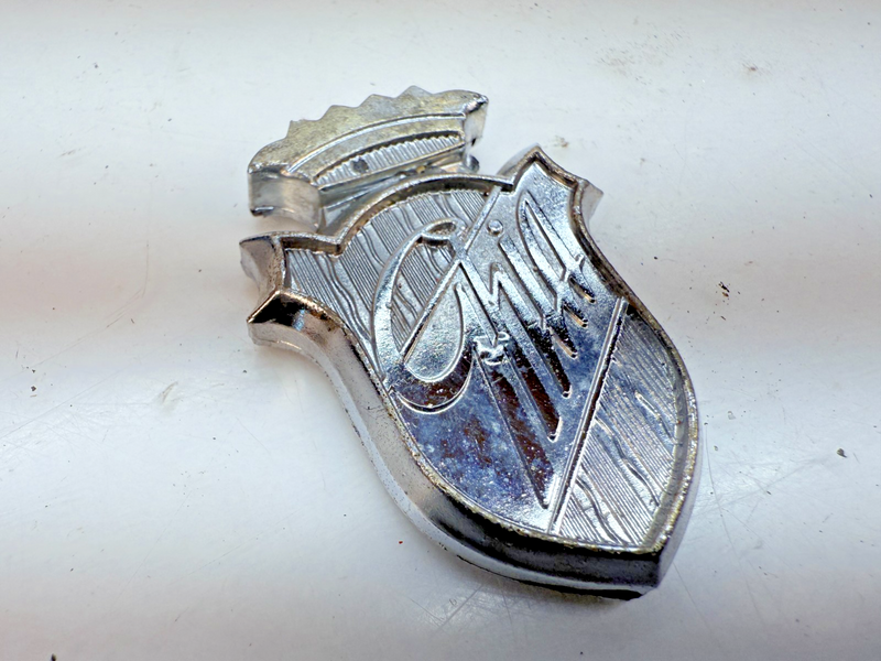 OEM 1975 1976 1977 1978 FORD MUSTANG ll GHIA ROOF EMBLEM BADGE E6-113