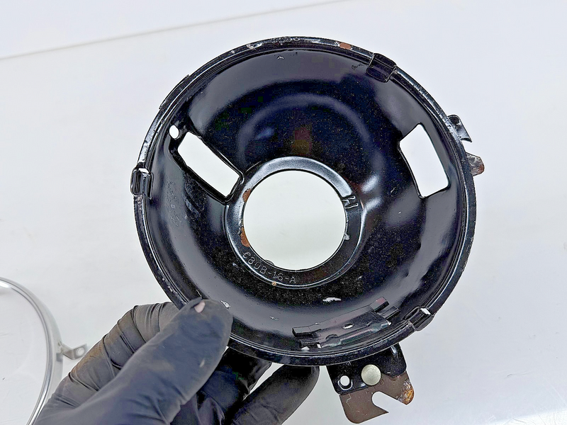 NOS 1969 FORD Mustang Inner Headlight Bulb Bucket BOSS 302 429 C8OB-16-A C56-6