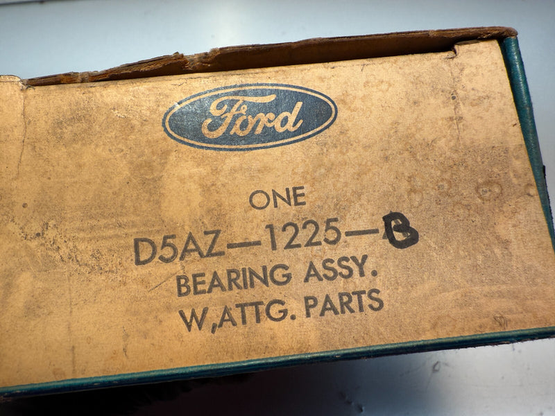 NOS OEM FORD TIMKEN WHEEL BEARING KIT D5AZ-1225-B C5-4