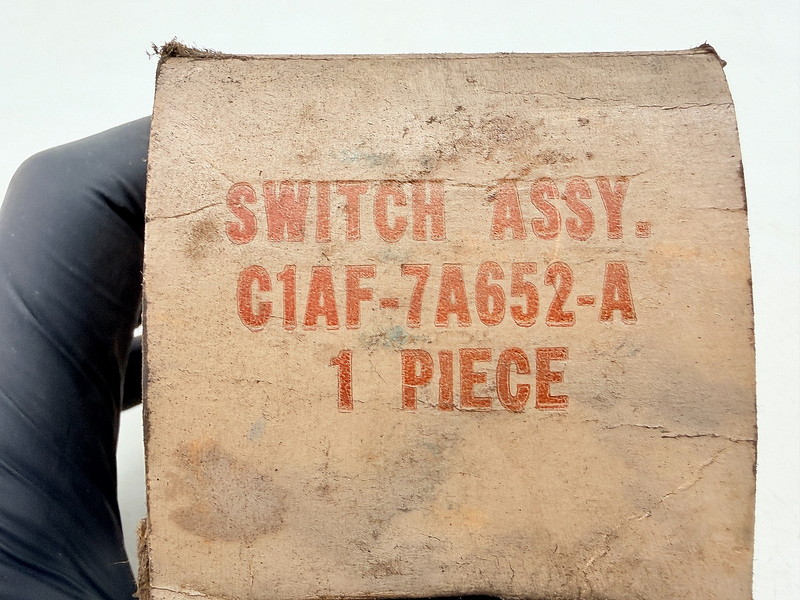 NOS 1961 - 1964 Ford Custom Galaxie 500 XL 3-SPEED OVERDRIVE KICKDOWN SWITCH C71