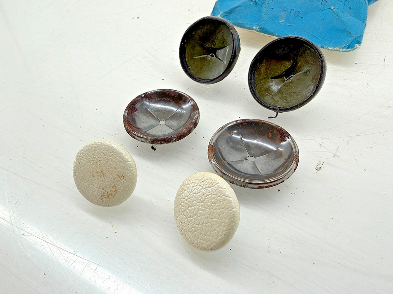 NOS 1974 - 1978 Ford Mustang Upholstery Button Pair White D4AZ-6963500-G C67-148