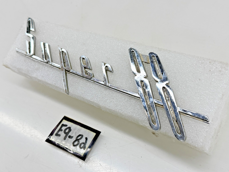 OEM 1959 OLDSMOBILE SUPER 88 EMBLEM SCRIPT BADGE 575229 E9-82