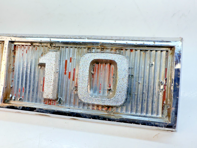 OEM 1965 Chevy Truck C10 Side Emblems 3856094 Chevrolet Half Ton E6-104