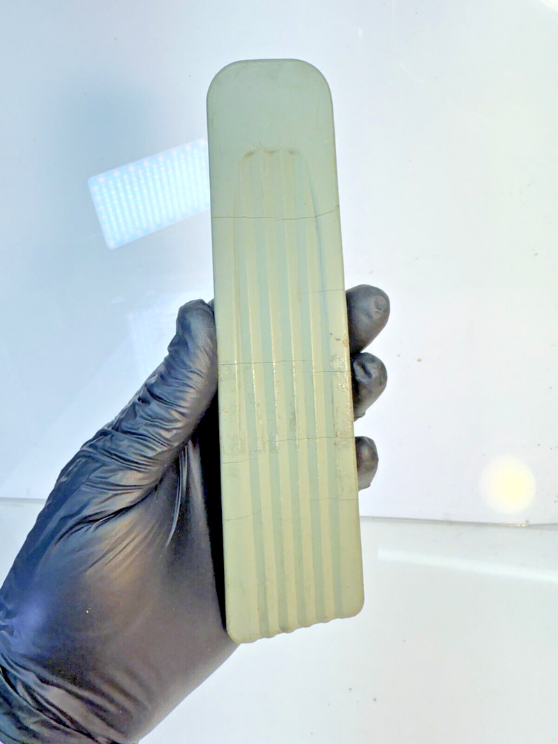 NOS 1955 1956 PLYMOUTH DODGE DESOTO GAS PEDAL ACCELETOR 26-C-531 55 56 B59-52