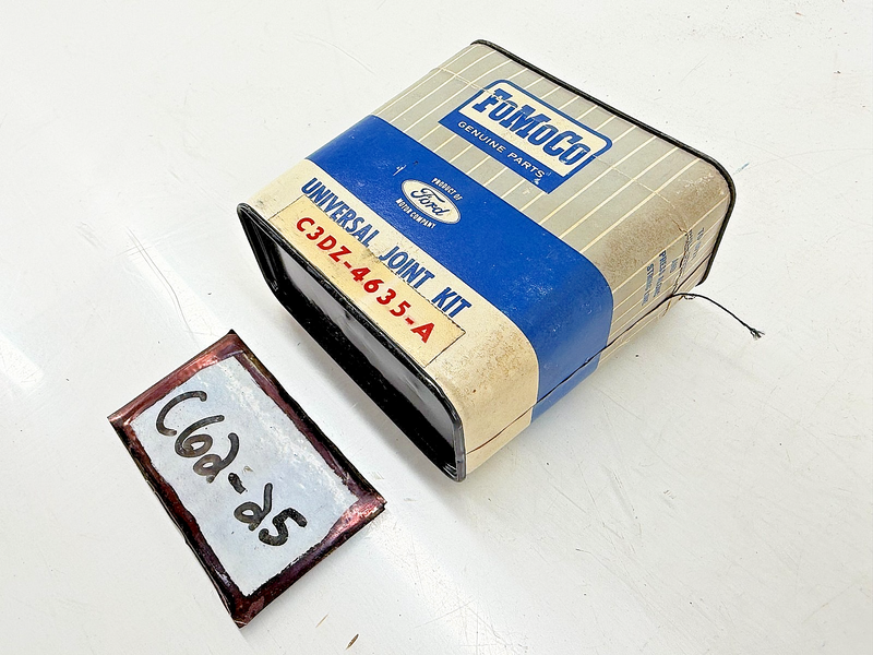 NOS 1963 - 1964 FORD FALCON UNIVERSAL JOINT C3DZ-4635-A C62-25