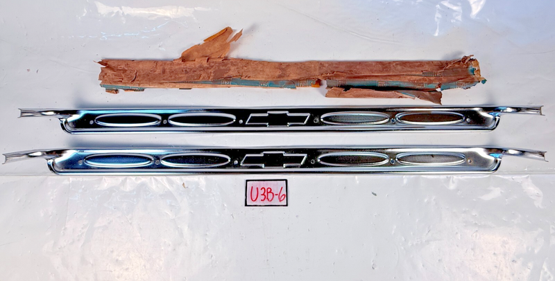 NOS 1960 - 1966 Chevrolet Pickup Ex G10 Pair Front Door Sill Plate 3882418 U3B-6