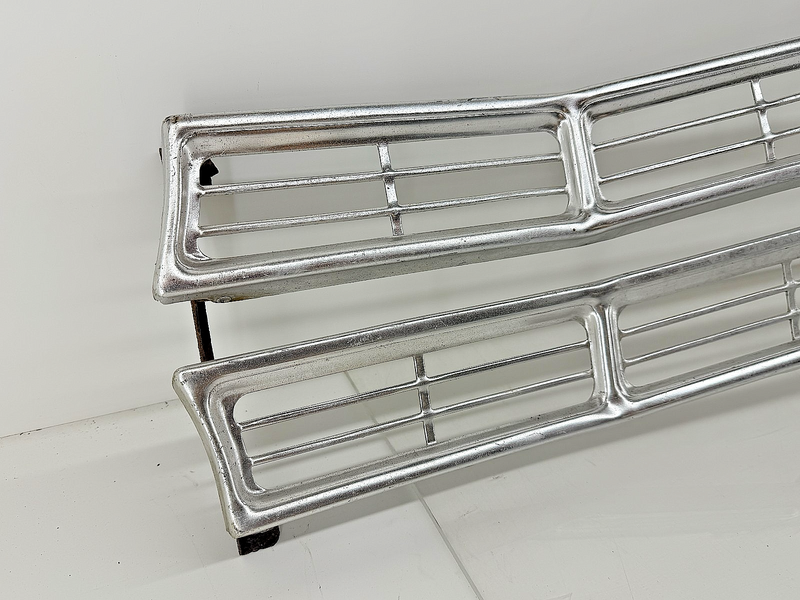 Original 1967 FORD GALAXIE 500 XL LTD GRILLE C7AZ-8200-A 67 U5B-115