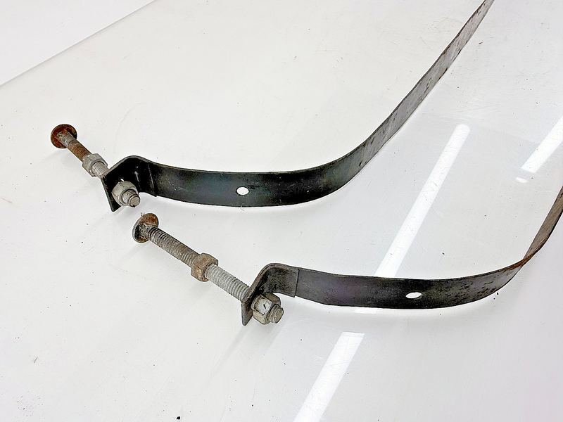 OEM 1958 1959 1960 CHEVROLET Impala FULLSIZE GAS TANK STRAPS B63-68