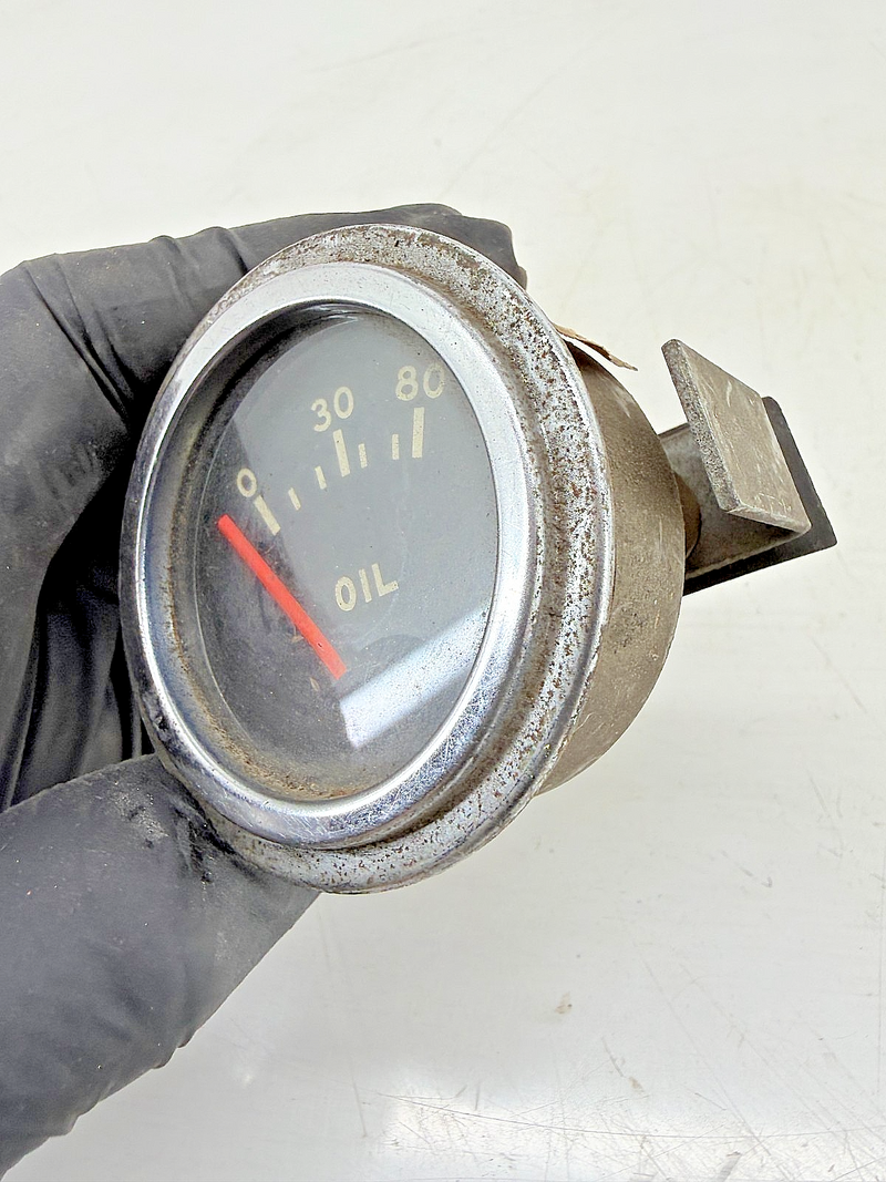 Vintage 1932 - 1948 Ford Hot Rod Glass Oil Pressure Gauge S6997N C39-41