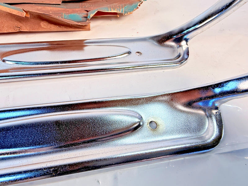 NOS 1960 - 1966 Chevrolet Pickup Ex G10 Pair Front Door Sill Plate 3882418 U3B-6