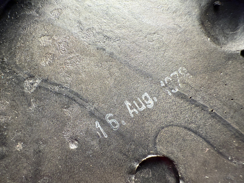 OEM 1972-1980 Mercedes W123 W116 R107 C107 Steering Wheel Horn Pad Button C5-48