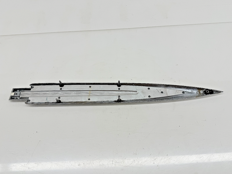 OEM 1963 Ford Falcon Sprint Front Fender Spear Trim C3DB-16C098-E U3B-53