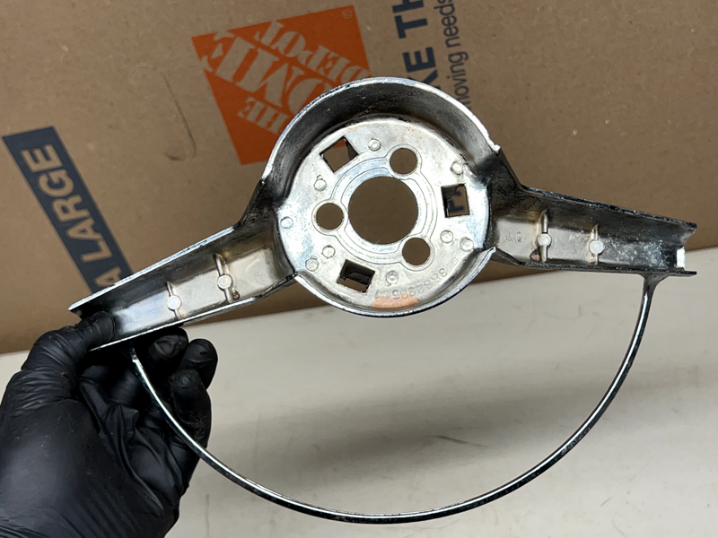 OEM 1965 1966 Chevy Impala Caprice Steering Wheel Horn Ring 3882985 65 66 B37-29