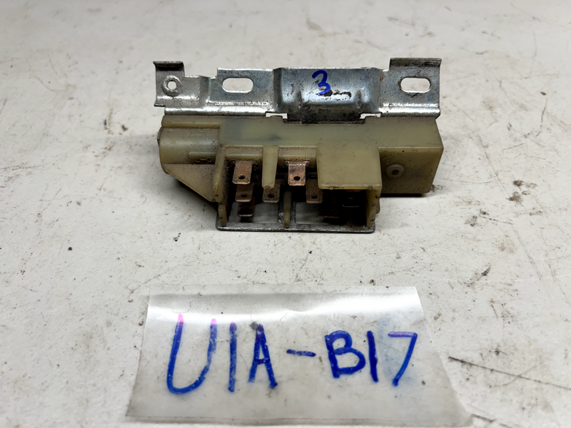 OEM Ignition Switch 1970-1971, 1973-1986 Chevrolet C20, C10, Suburban B17-3