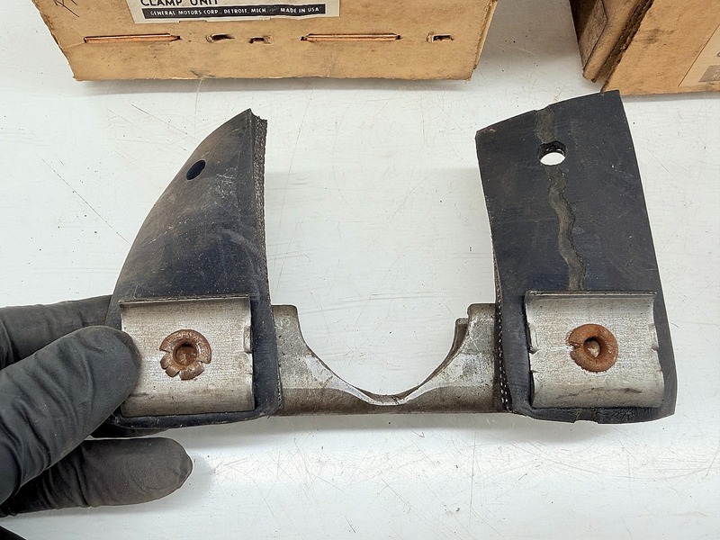 NOS 1958 - 1964 Chevrolet Muffler Rear Clamp and Bracket 3795782 C72-8