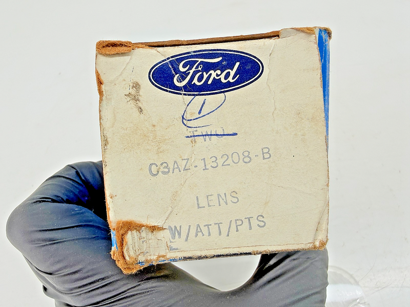 NOS 1961 - 1967 Ford Galaxie F100 Thunderbird Parking Lamp Lens C3AZ-13208-B C68