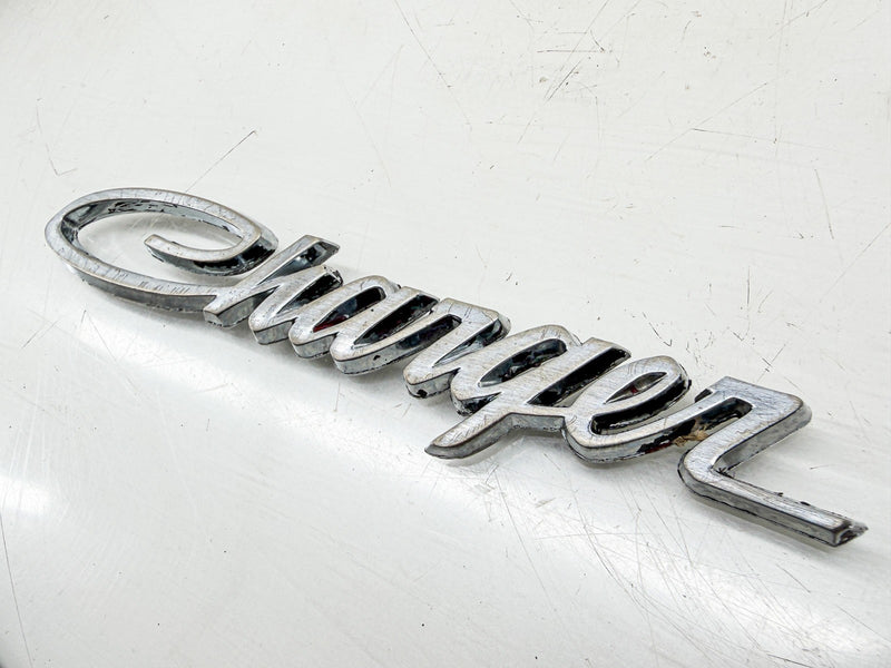 OEM 1968 1969 1970 DODGE CHARGER SCRIPT EMBLEM MOPAR 2841887 E10-82