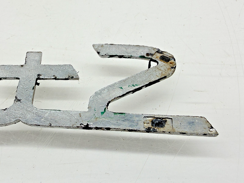 OEM 1956 - 1963 Studebaker Dry Desert Emblem Script Trunk Lid 1314300 E9-79