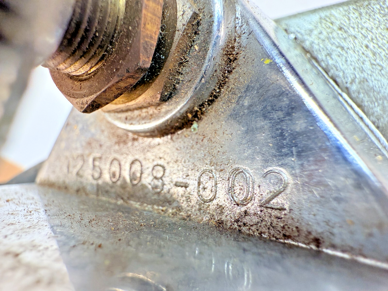 OEM 1967 CHEVROLET IMPALA BEL AIR BISCAYNE AM RADIO B68-5