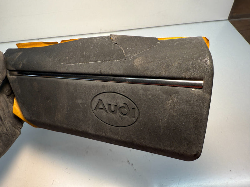 NOS DAMAGED LEFT Wing Moulding Audi 100 1983-1991 443853974C 01C C5-17