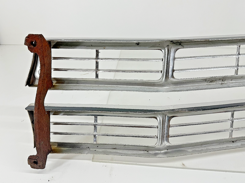 Original 1967 FORD GALAXIE 500 XL LTD GRILLE C7AZ-8200-A 67 U5B-115