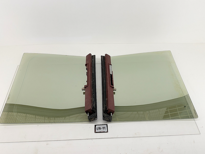 OEM 1979 - 1986 FORD MUSTANG T-TOPS REMOVABLE GLASS SET TTOPS U3B-49