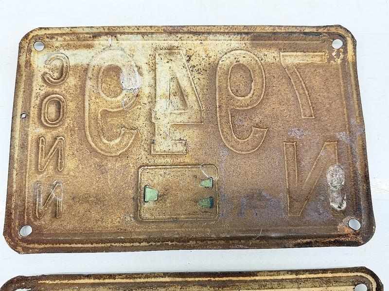 Original Paint 1947 CT 7N 949 CONN PAIR License Plate Garage Sign C47-61