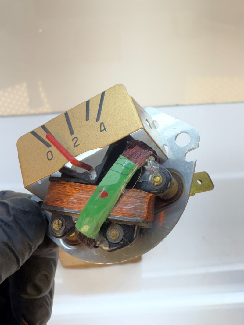 NOS 1956-1961 RENAULT DAUPHINE FUEL GAUGE Petrol Gasoline Level Meter C19-12