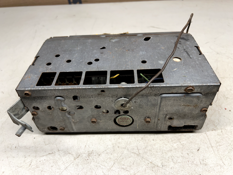 OEM Chevrolet Corvair Nova AM Push Button Radio Delco GM 7279922 B22-1