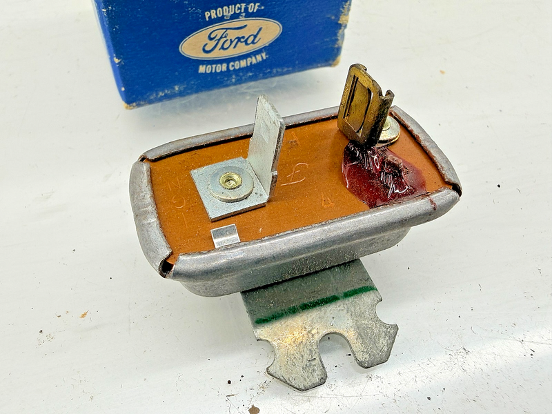 NOS 1960 - 1972 FORD VEHICLES INSTRUMENT PANEL CLUSTER VOLTAGE REGULATOR C57-42