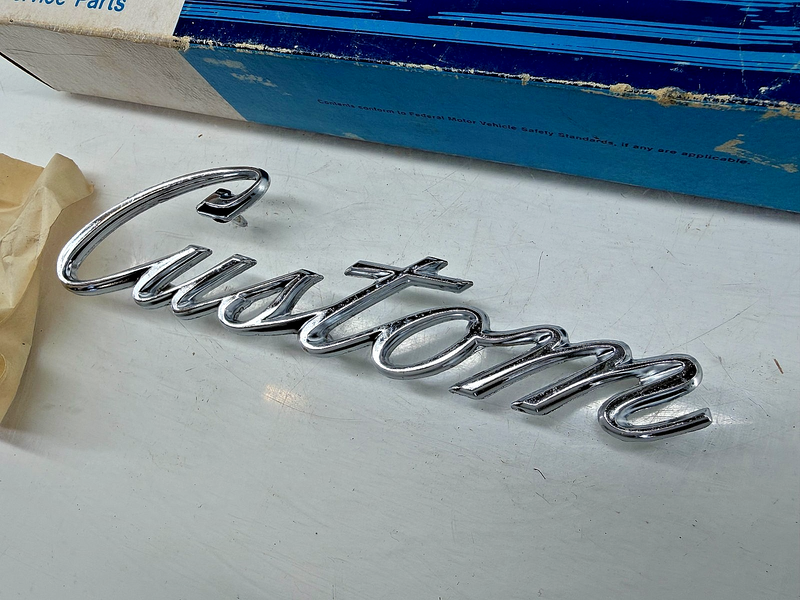 NOS 1969 1970 FORD F100 F250 F350 GALAXIE CUSTOM EMBLEM C9AB-62291B62-C C56-15