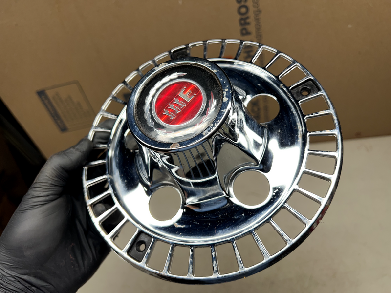 NOS OEM Ford 1974 1975 1976 Gran Torino Elite Wheel Center Hub Caps Emblems B26