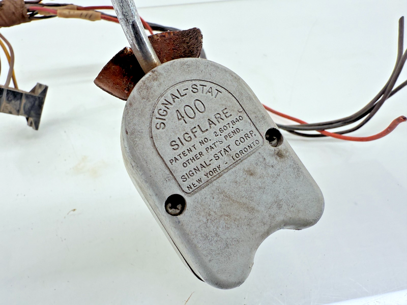 Vintage SIGNAL STAT SIGFLARE TURN SIGNAL SWITCH HOT RAT ROD Model 400 C38-29