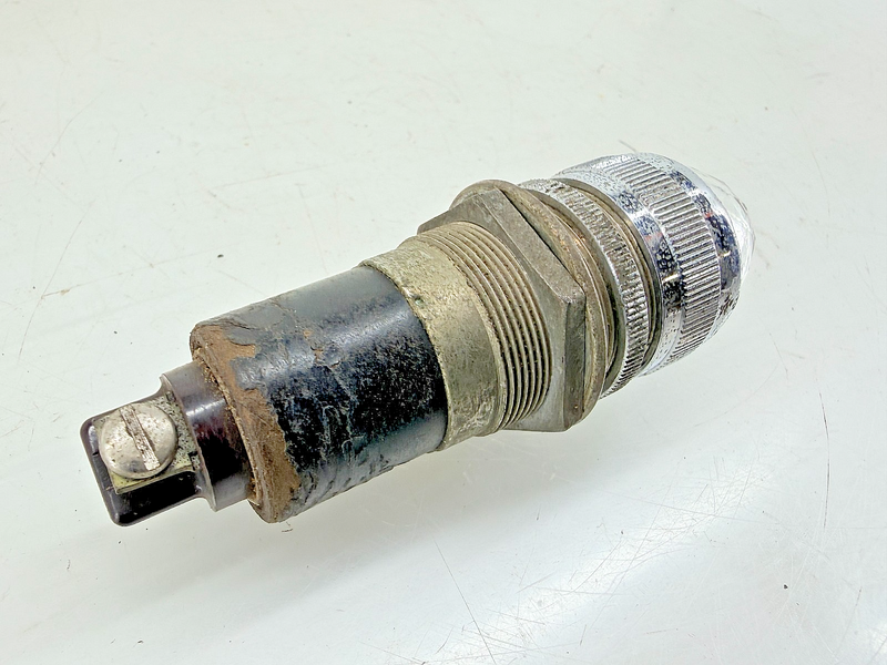 Vintage Dialco Panel Indicator Light Pilot Lamp C67-181