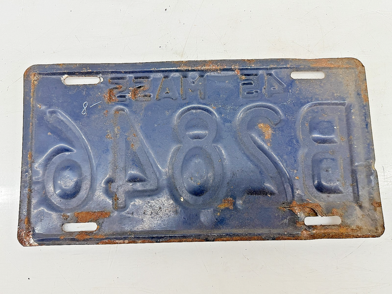 Orig. Paint 1945 B2846 Massachusetts License Plate Sign MA B2846 C76-50