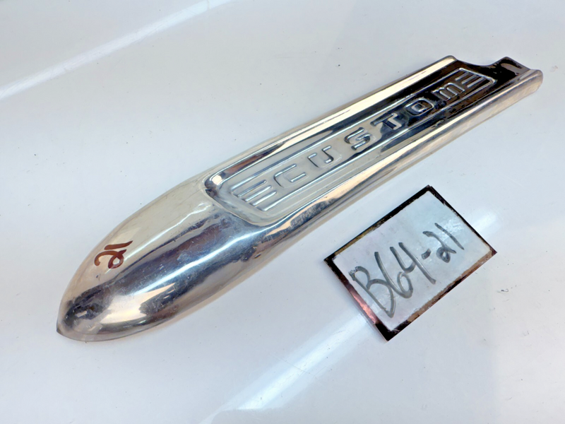 OEM 1950 Ford Custom Fender Emblem Moulding Trim Spear Left 0A-16189 50 B64-21