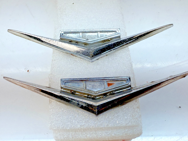 OEM 1962 1963 1964 Chevrolet IMPALA PAIR Chrome V Fender Emblem 3791999 E5-40
