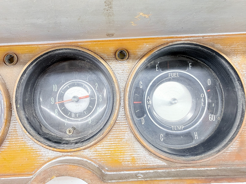 OEM 1964 1965 Chevy Chevelle Malibu El Camino Dash Bezel Gauge Cluster U1B-99