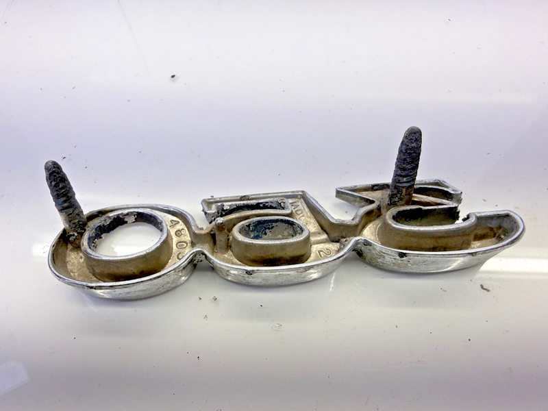 OEM 1970 Pontiac Firebird 350 Fender Emblem 480388 E8-99