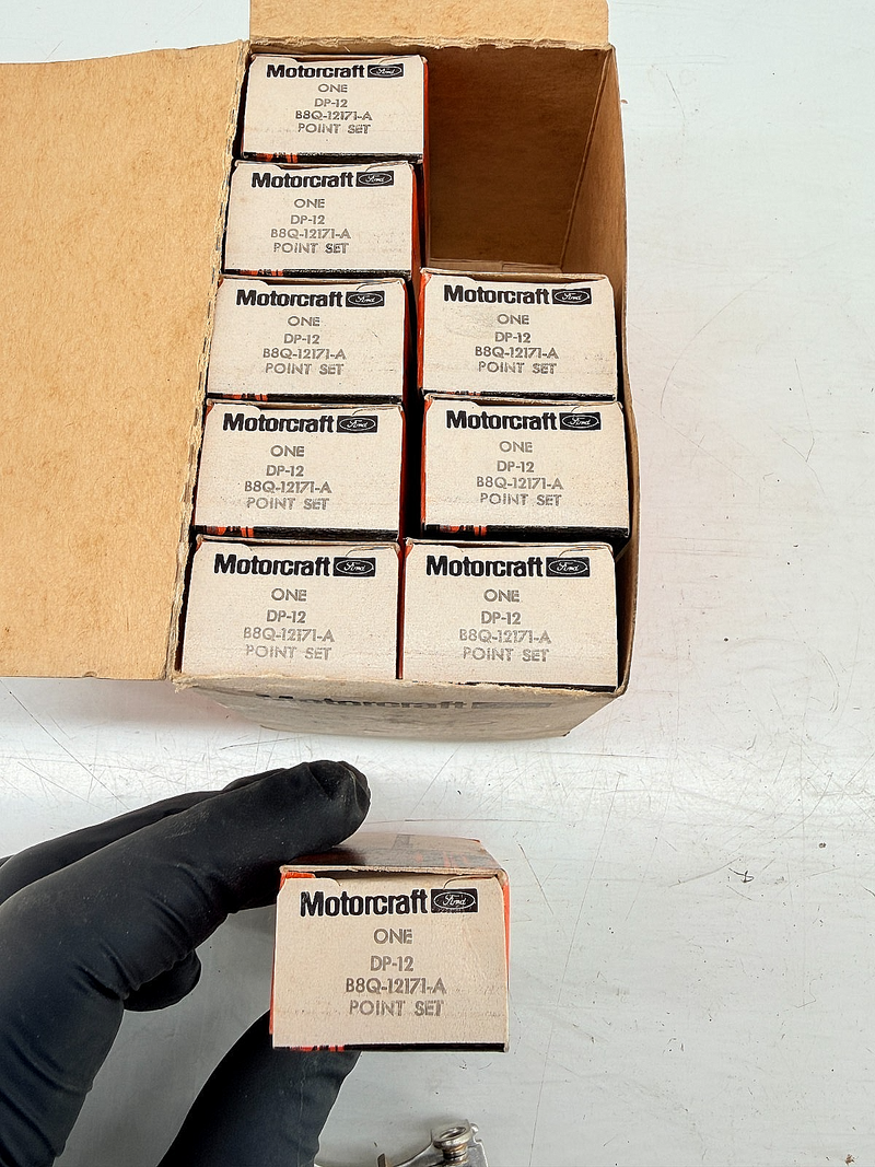 (9)- NOS 1965 - 1974 Ford Mustang Motorcraft 8 Cyl Point Set B8Q-12171-A C71-55