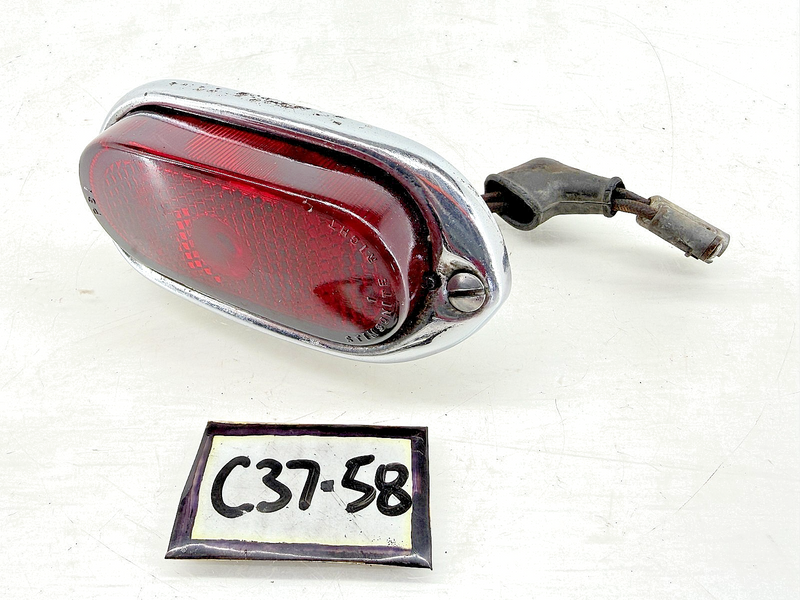 Vintage Original 1940 Chevy Car Right Tail Light Assembly RH C37-58