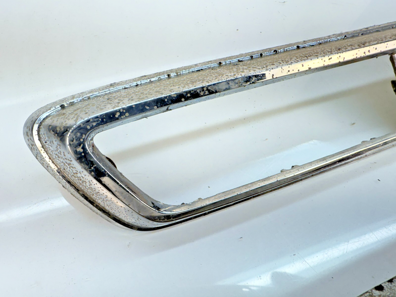 OEM 1968 - 1972 Ford Truck F-600 Hood Emblems Badge SET C8TB-16720-K B66-21