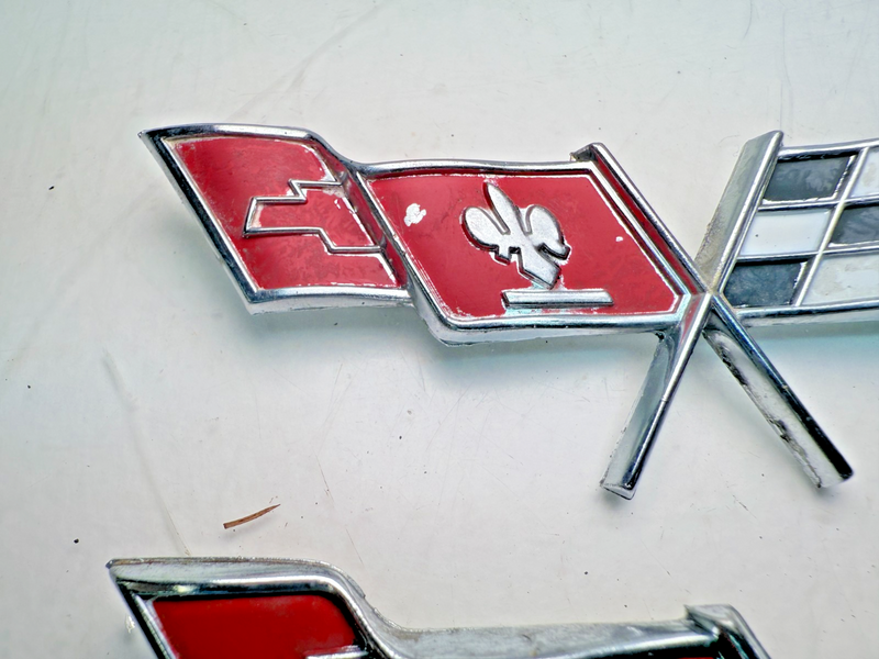 OEM 1977 1978 C3 Corvette PAIR Gas Door Cross Flag Emblem GM 379935 E7-46