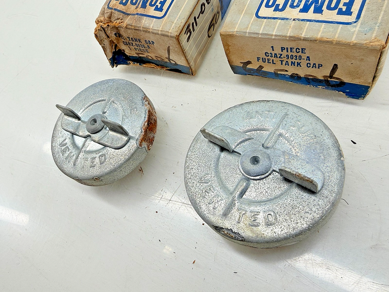 (1) NOS 1963 Ford Galaxie Gas Cap C3AZ-9030-A C61-33