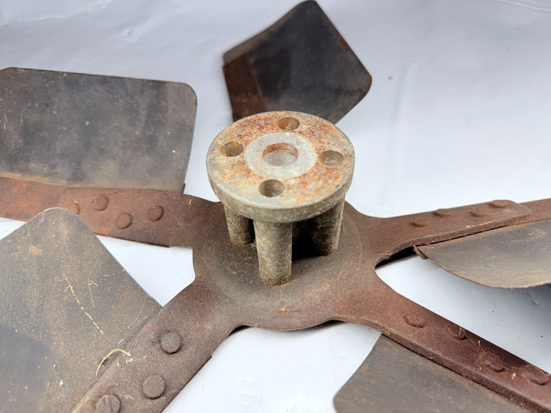 OEM FACTORY FORD 18 inch FAN P13913 CF D60E FIVE BLADE B19-5