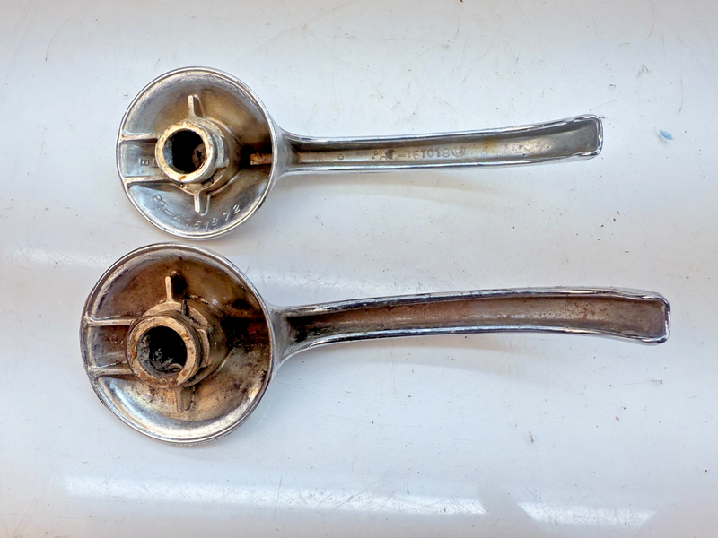 OEM 1950'S GM PAIR INTERIOR DOOR HANDLES 161018 57 CHEVROLET OLDSMOBILE B79-40
